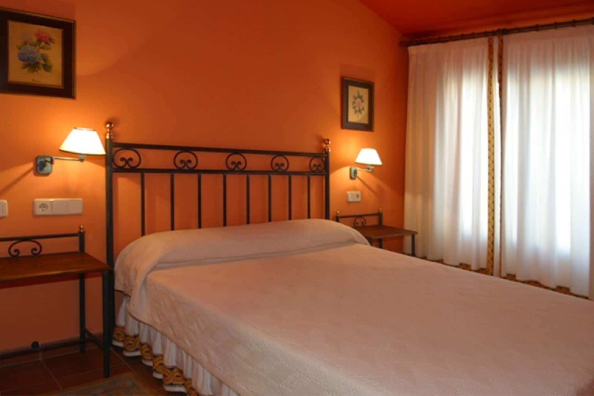 Hotel Y Apartamentos La Casa Rural 钦琼 外观 照片