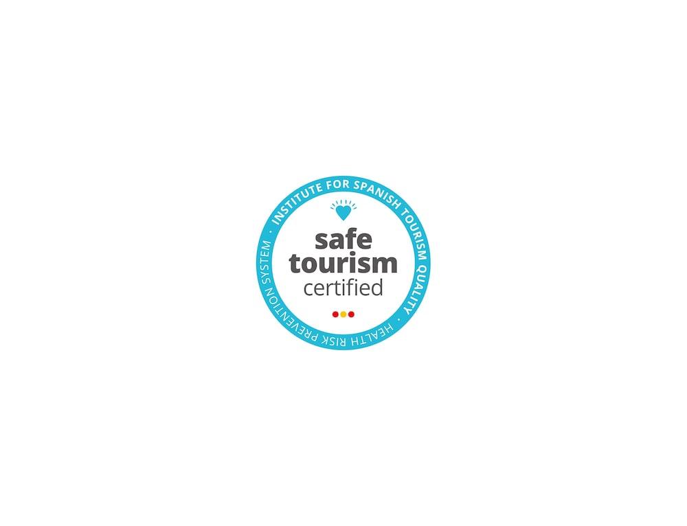 Hotel Y Apartamentos La Casa Rural 钦琼 外观 照片